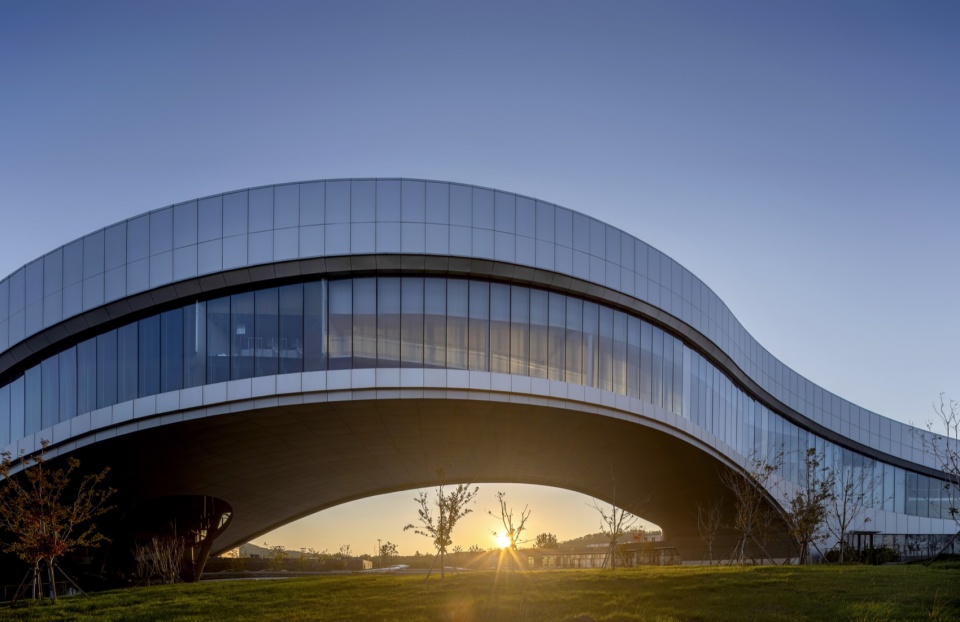 qingdao tangdao bay art center by oi architects