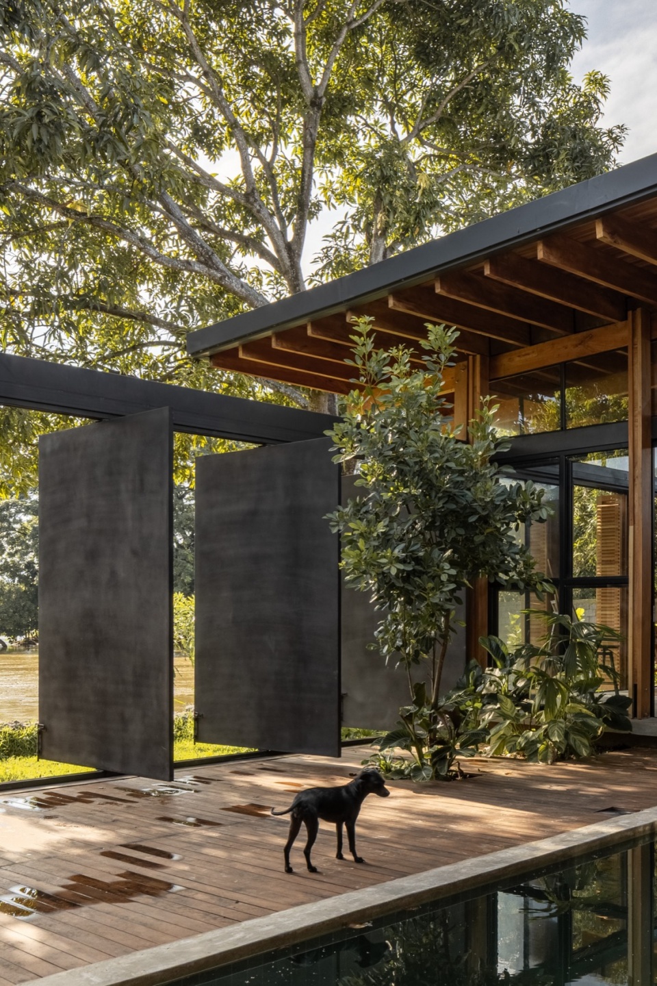 the house of time by natura futura arquitectura