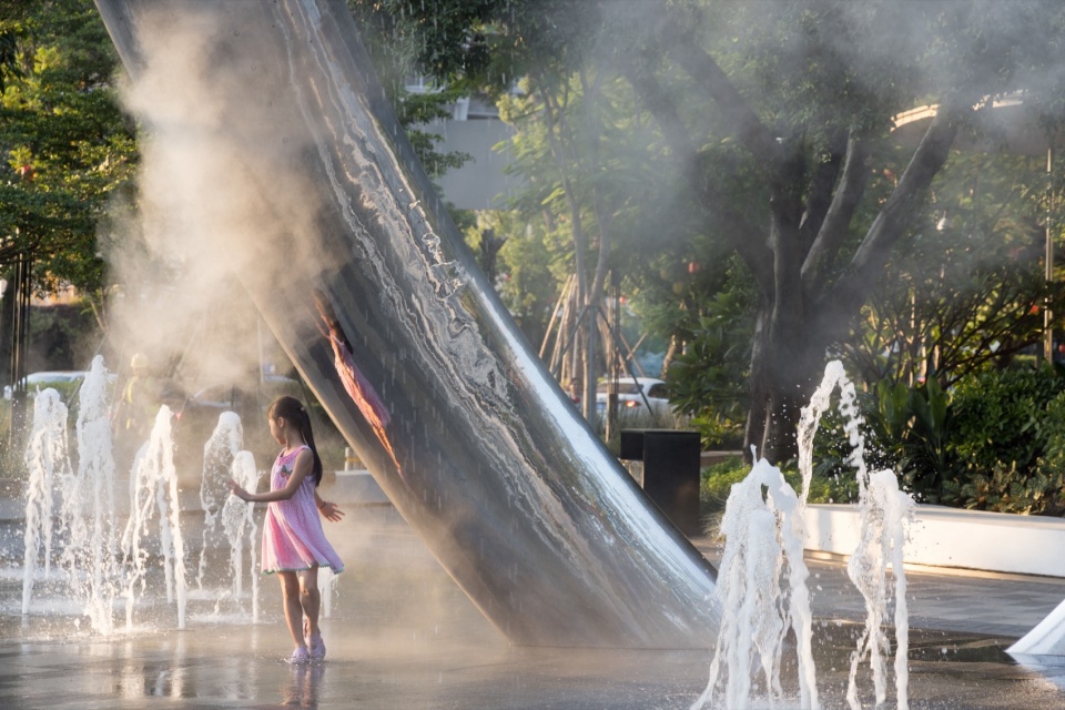 Guangzhou Huangpu New Town 101 Banyan Park by ROXin Design