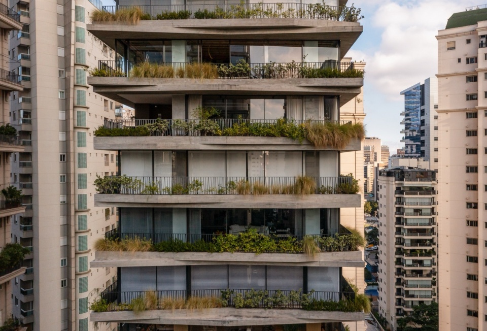 Leopoldo 1201 Building Landscaping by aflalo gasperini arquitetos