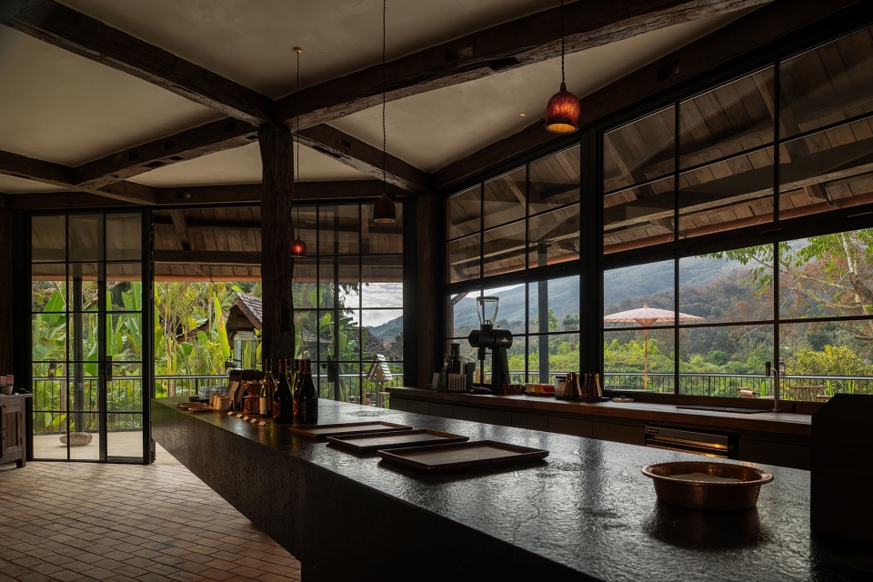Remote Island COFFEE Rainforest Hostel