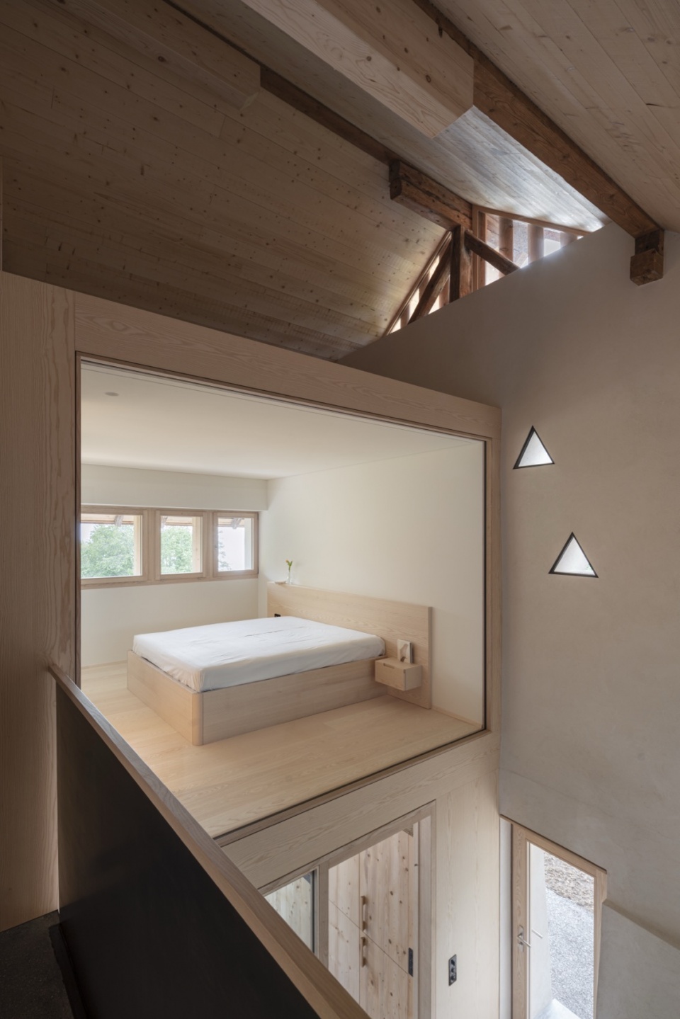 house jcm by ralph germann architectes
