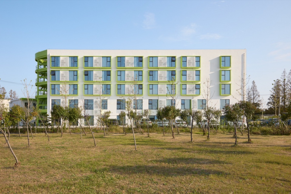 qunle village youth community by lm