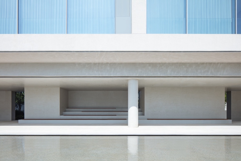 Riyue Bay Yuyue Artia Hotel by BLUE Architecture Studio