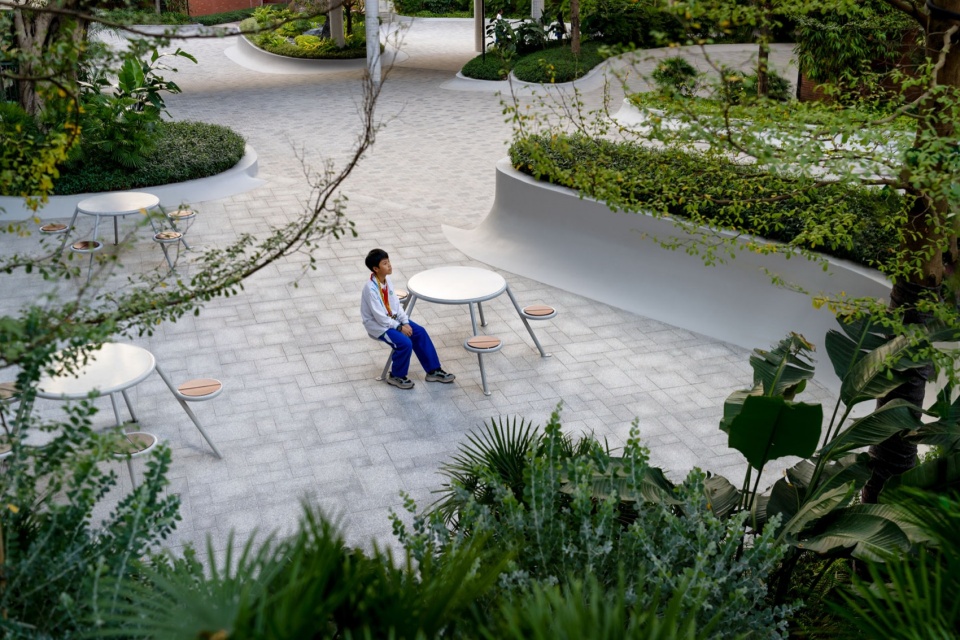guangzhou nanfang college panyu middle school landscape renovation by ballistic architecture machine bam