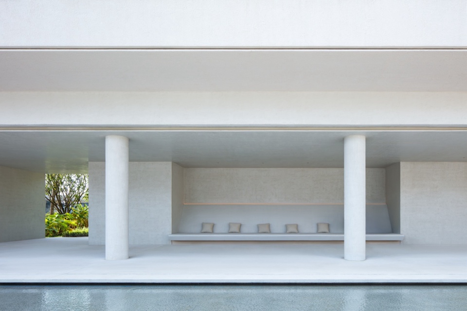 Riyue Bay Yuyue Artia Hotel by BLUE Architecture Studio