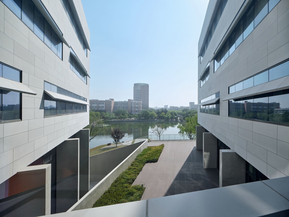 Shanghai Jiao Tong University Student Center