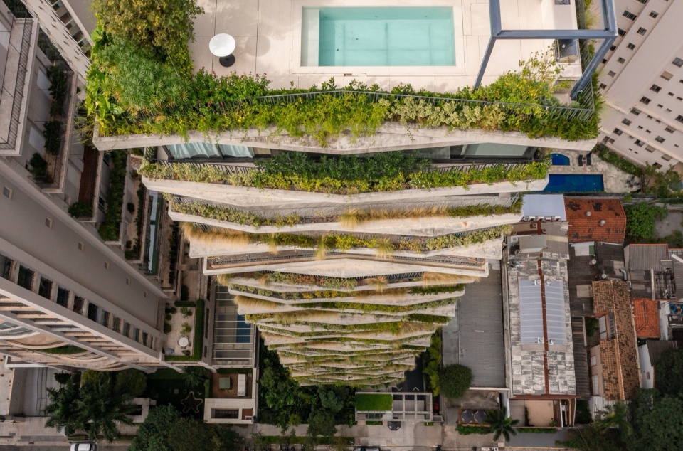 Leopoldo 1201 Building Landscaping by aflalo gasperini arquitetos