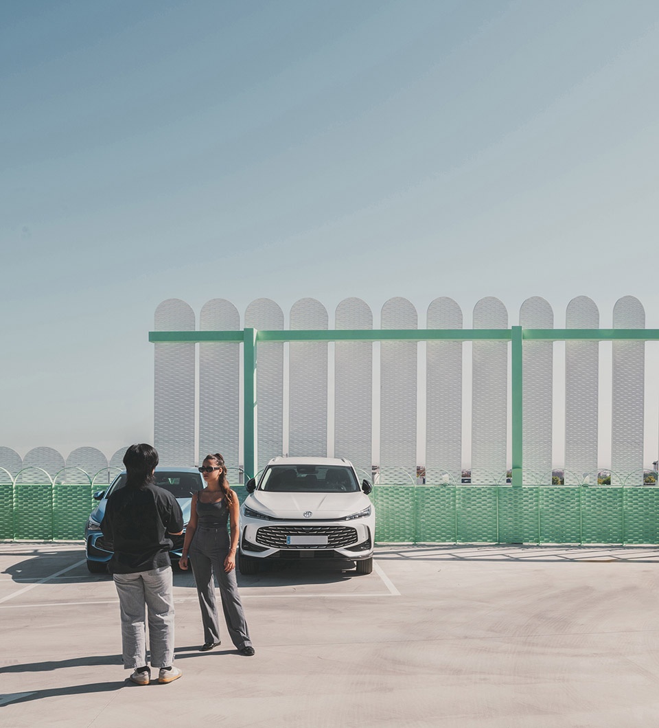 leganes auto center by ooiio architecture