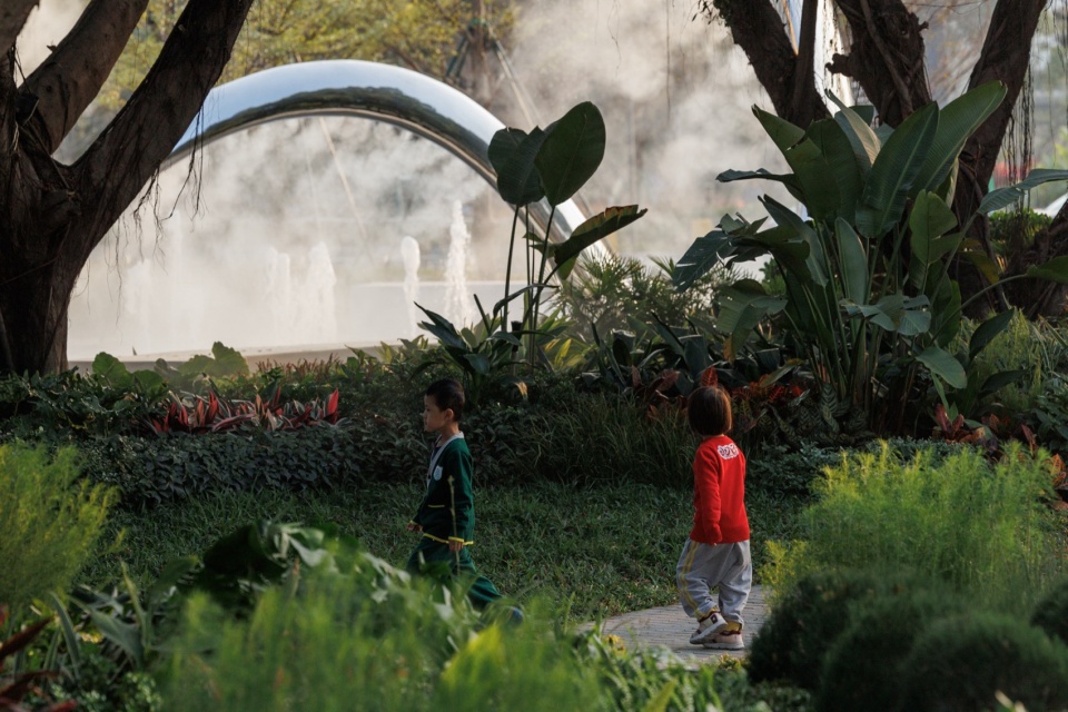 Guangzhou Huangpu New Town 101 Banyan Park by ROXin Design