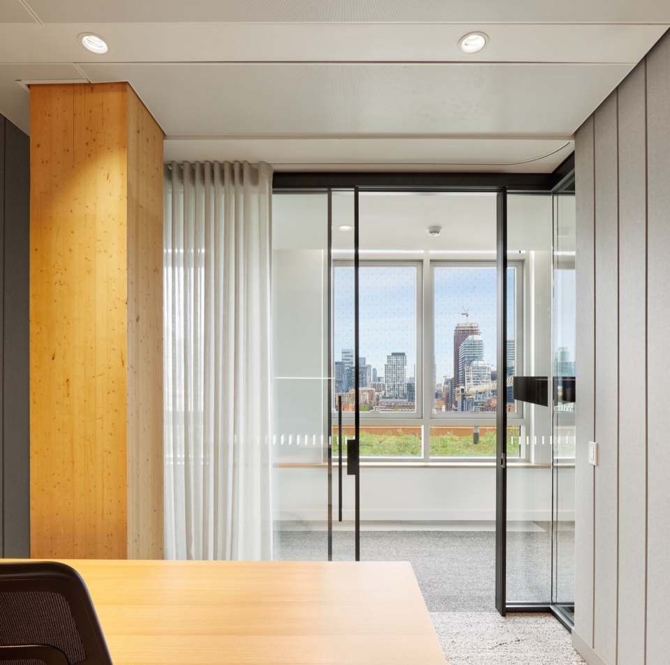 Limberlost Place by Moriyama Teshima Architects