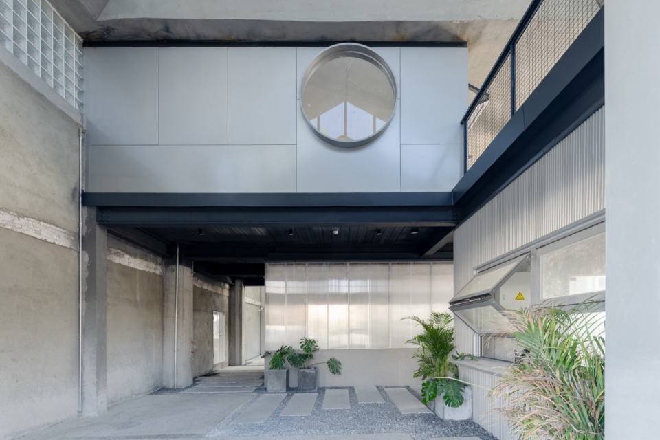 Renovation Design of Yongping Warehouses Dali Town Nanhai District by Atelier cnS