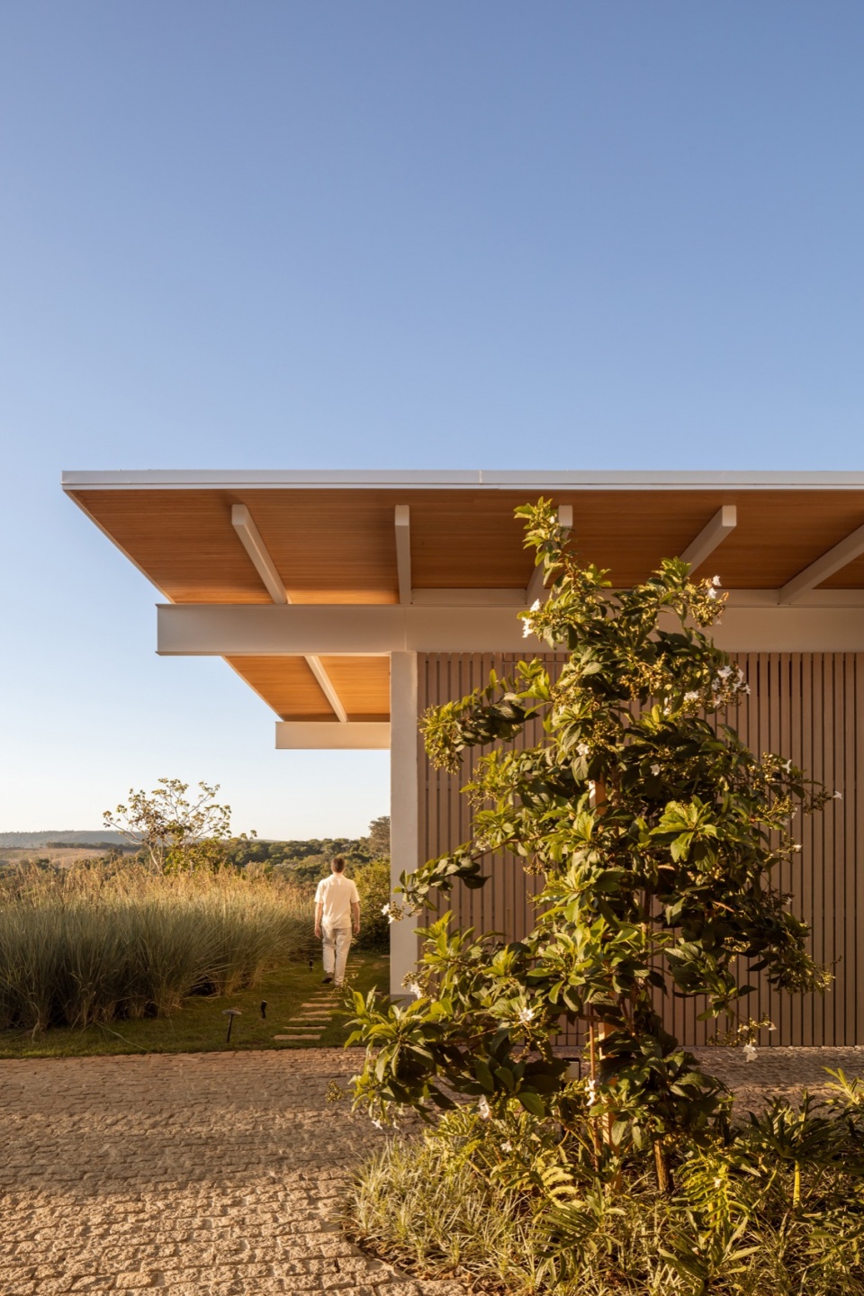jl residence by kiko castello branco