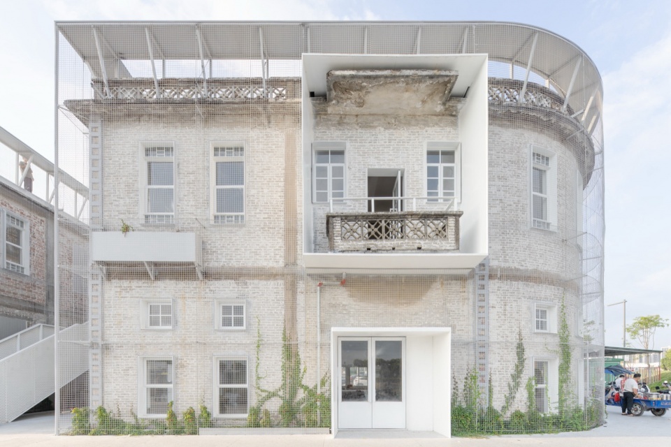 Renovation Design of Yongping Warehouses Dali Town Nanhai District by Atelier cnS