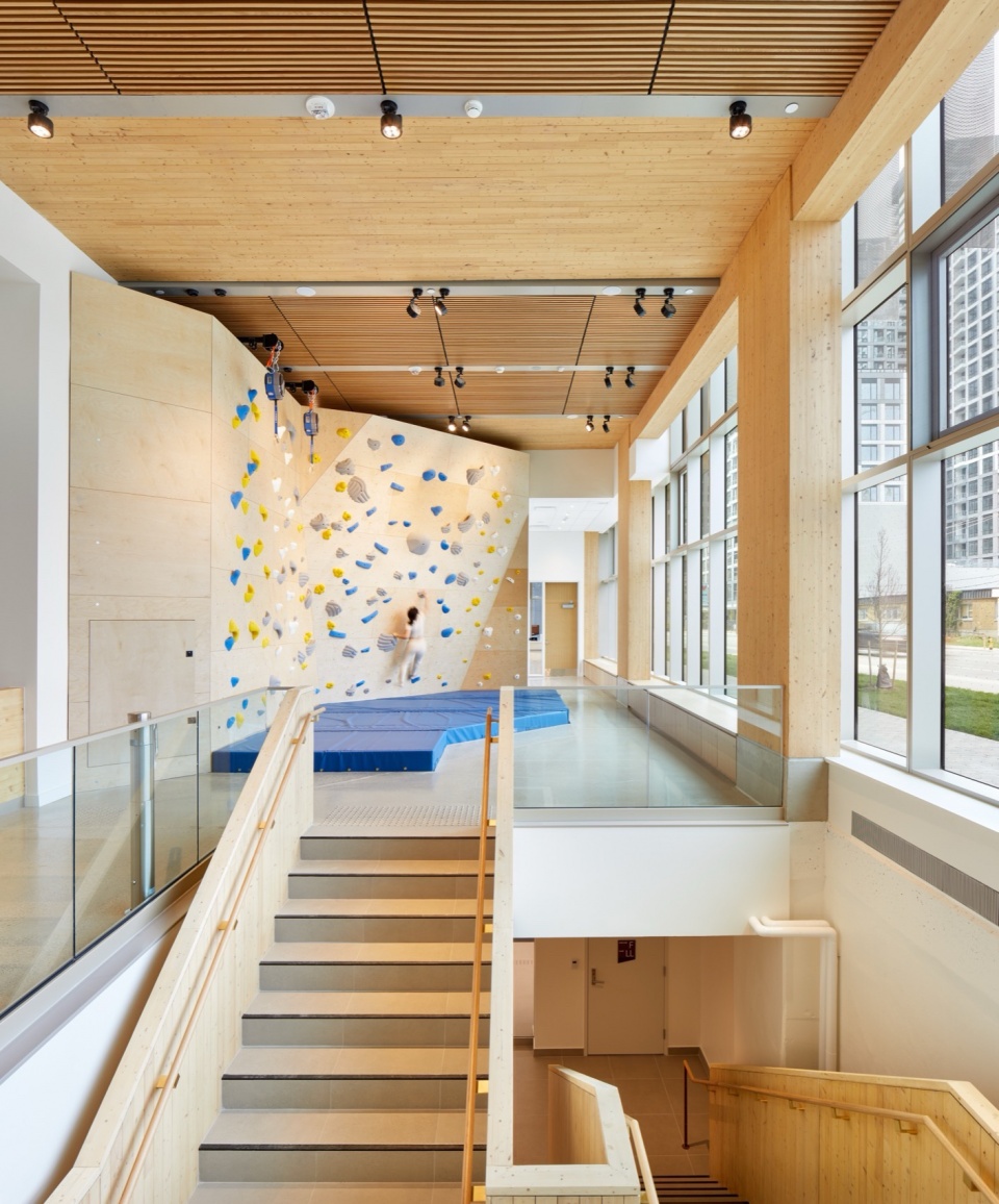 Limberlost Place by Moriyama Teshima Architects