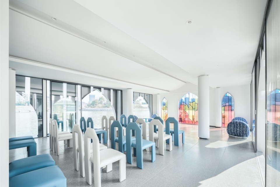swan lake chapel by parallect design