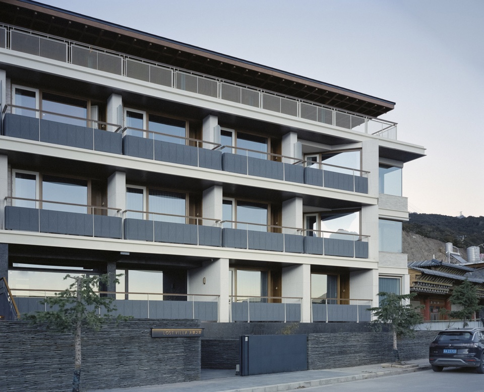 kawagebo snow mountain hotel by moguang studio