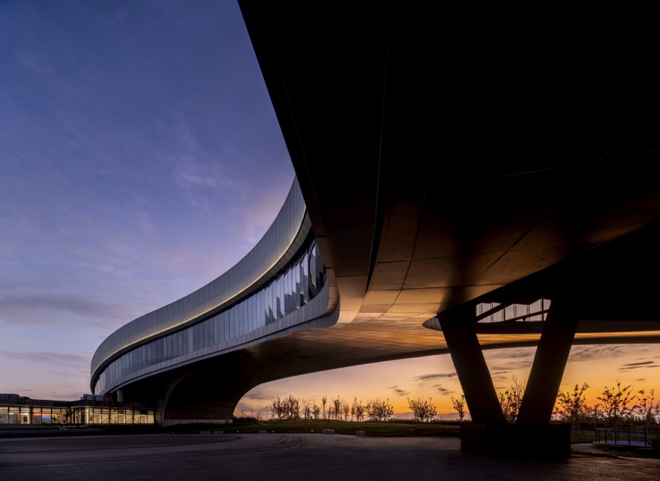qingdao tangdao bay art center by oi architects
