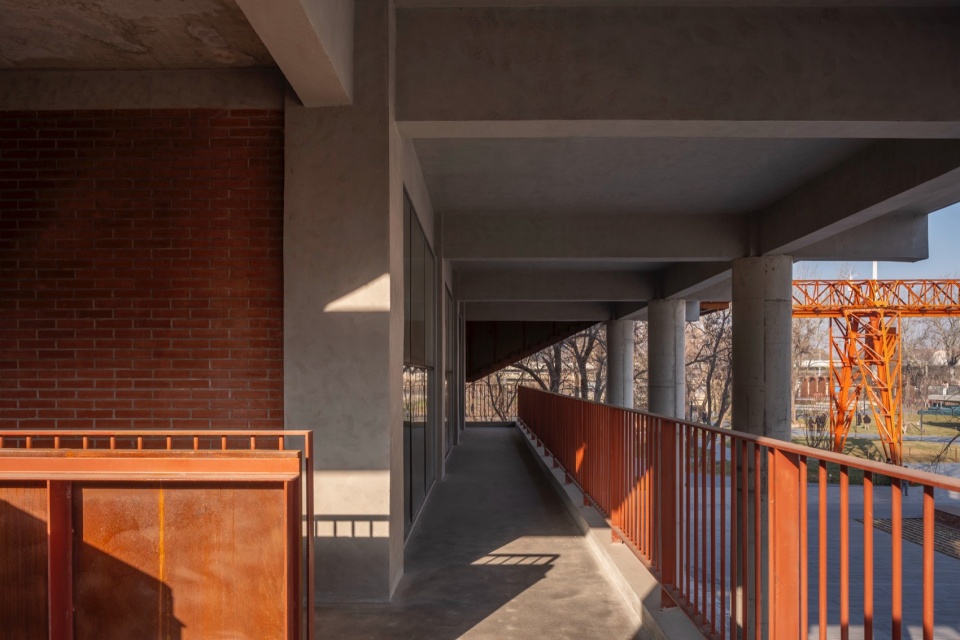 Jinyi Coordinate Design of Building 2 Tianjin First Machine Tool Plant by CM Design