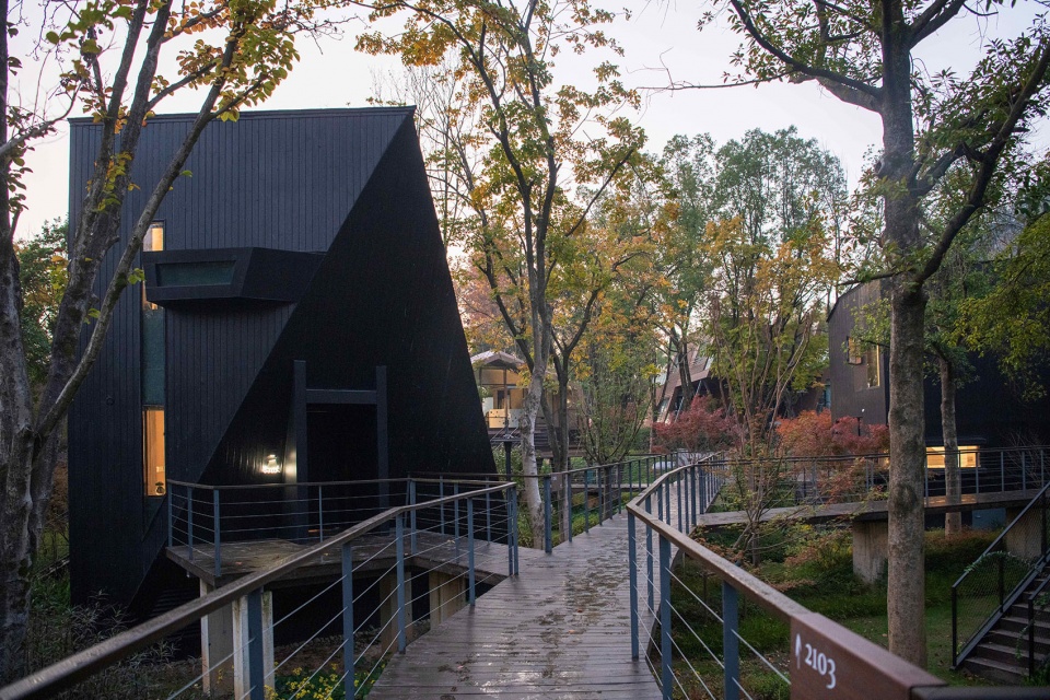 Houses of Stealth