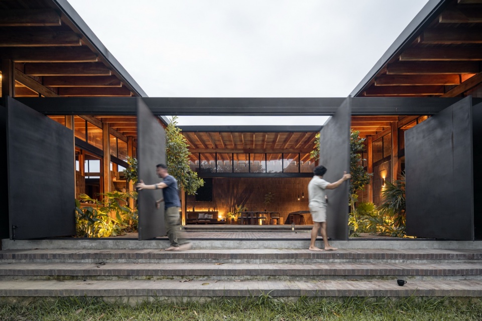 the house of time by natura futura arquitectura