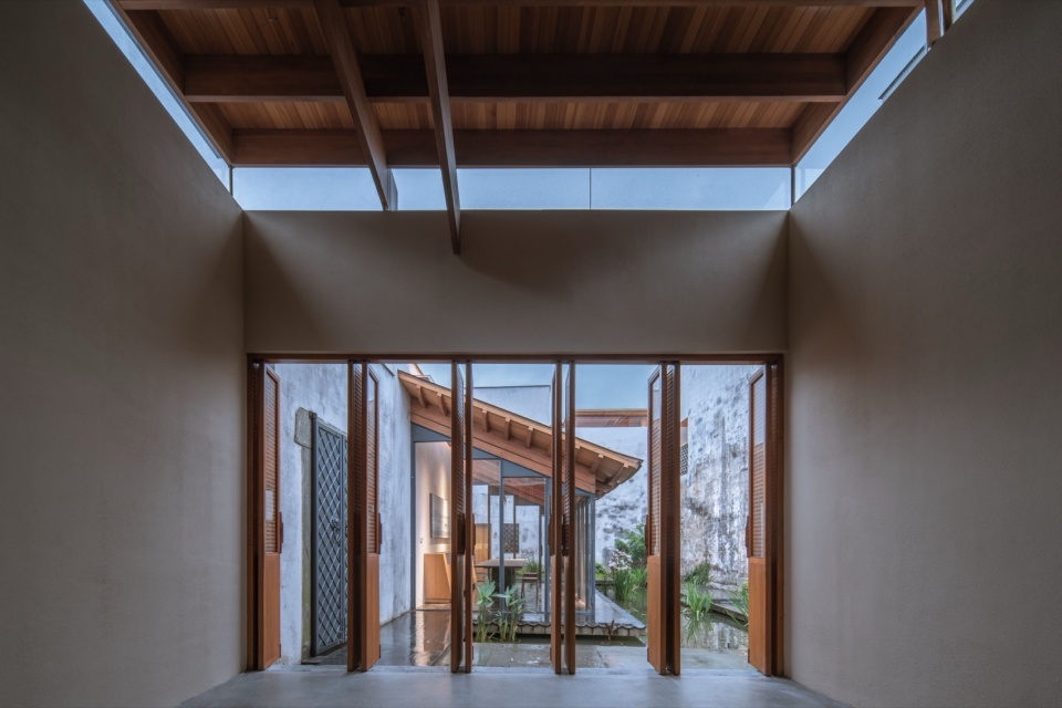 Courtyard G by Atelier LAI