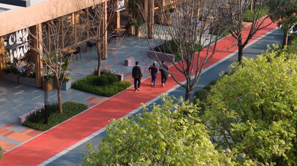 Guangzhou Huangpu New Town 101 Banyan Park by ROXin Design