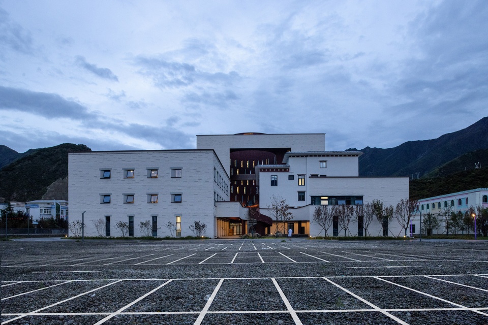 relocation of gongbujiangda hospital by tjad4