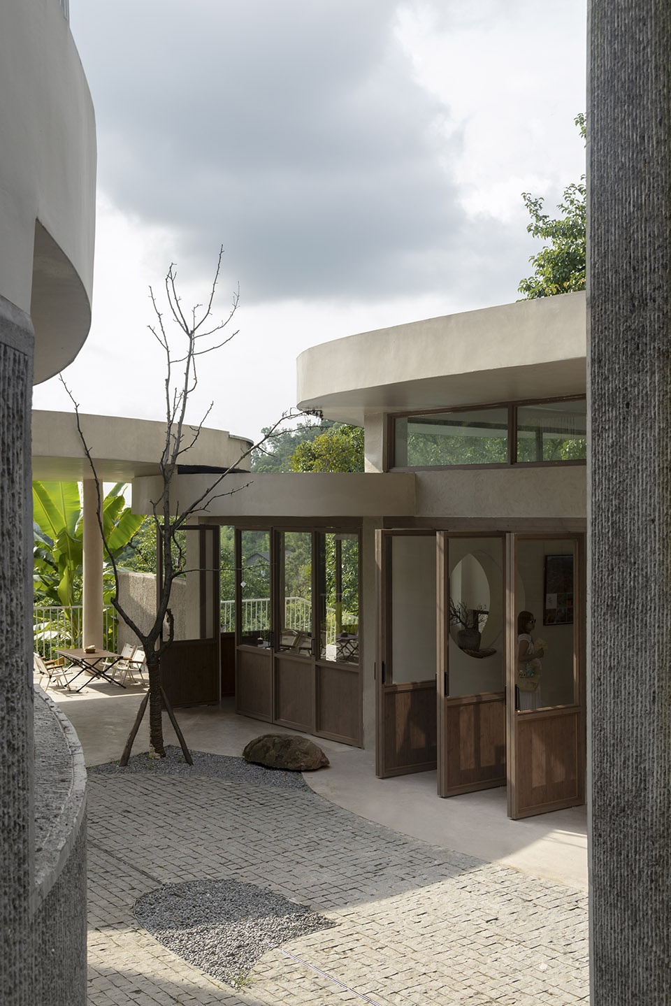 buzzy sunny feixue pavilion by archermit