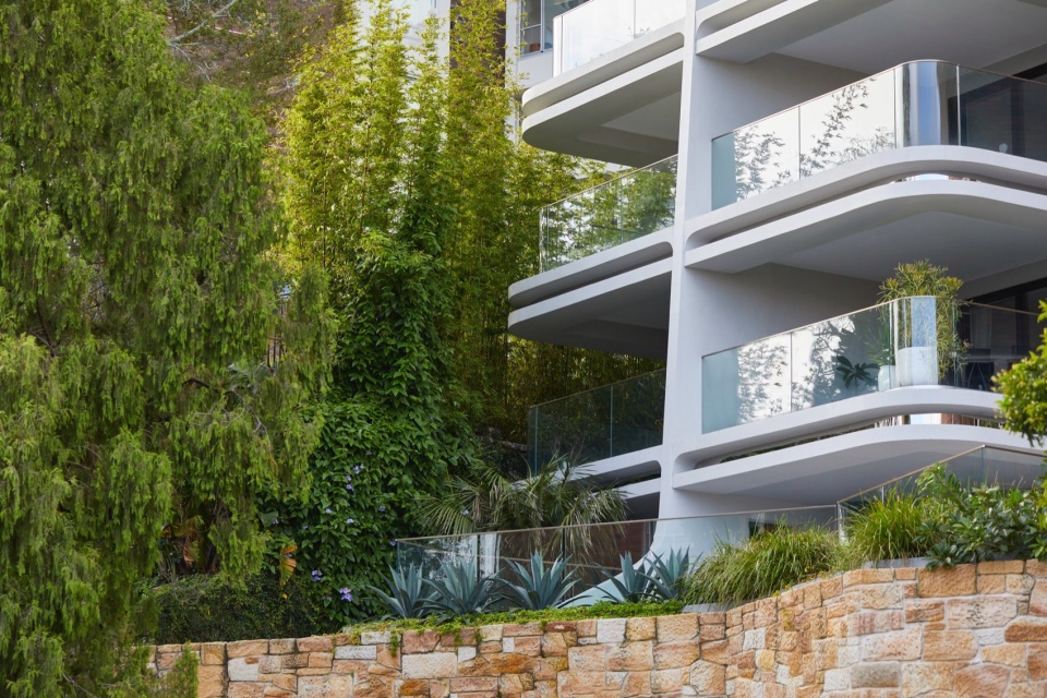 Pointe by Luigi Rosselli Architects