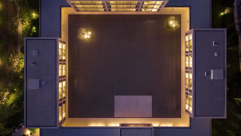 Riyue Bay Yuyue Artia Hotel by BLUE Architecture Studio