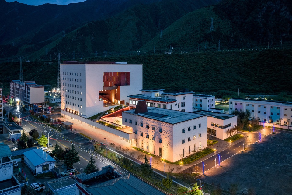 relocation of gongbujiangda hospital by tjad4