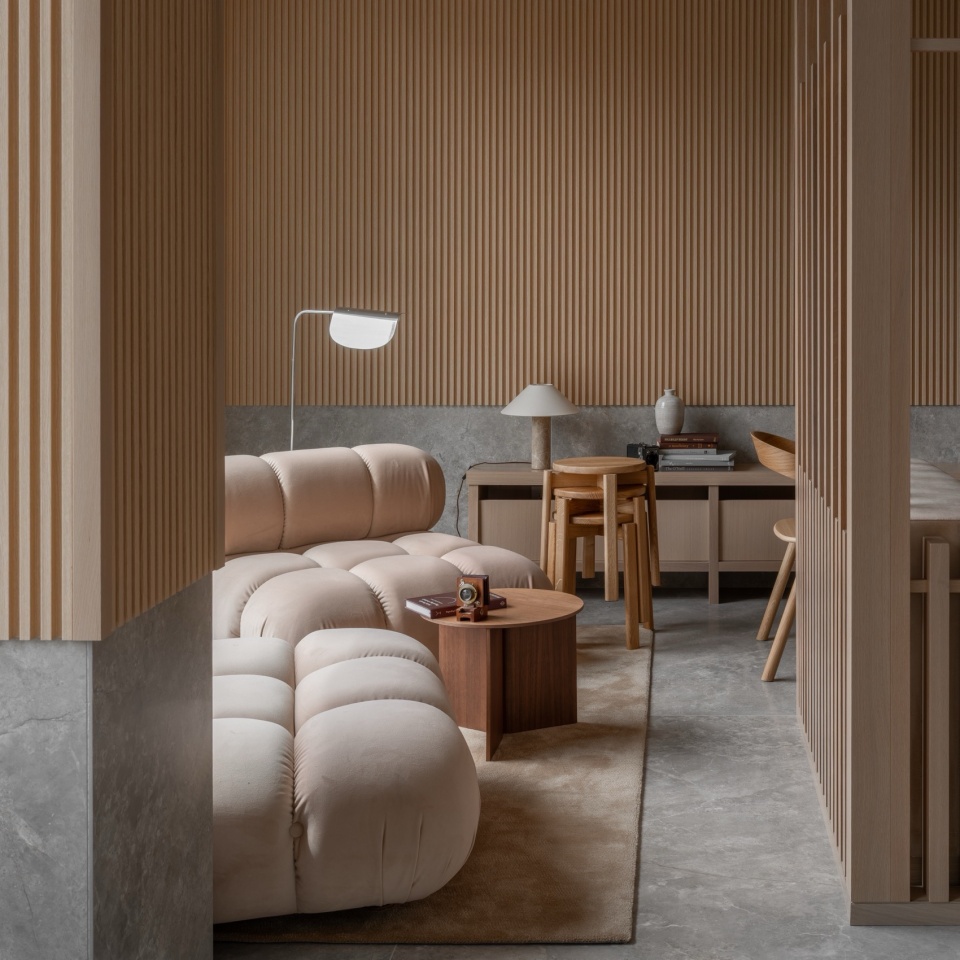 KAYE Residence by Grzywinski Pons