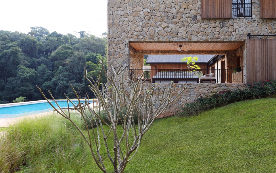 loc country house by dado castello branco arquitetura