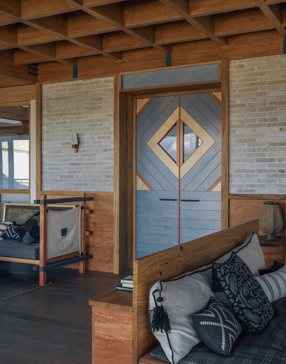 kawagebo snow mountain hotel by moguang studio