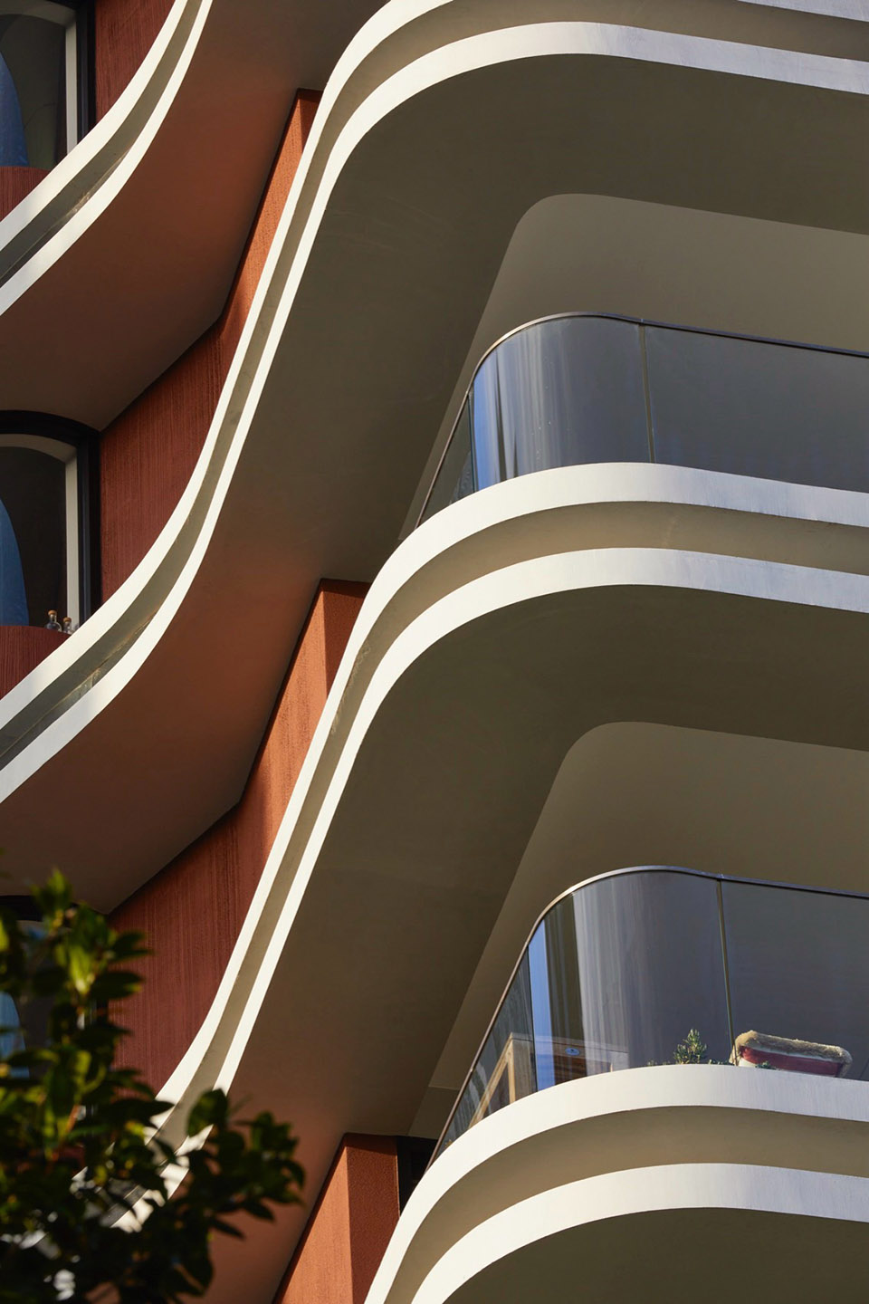 Pointe by Luigi Rosselli Architects