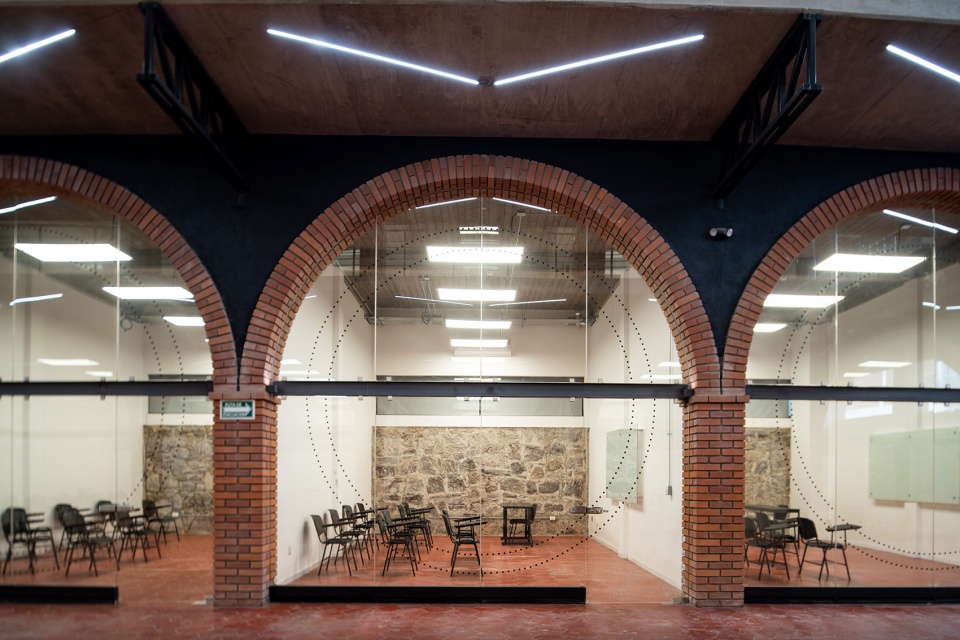 arena lobo convention center by jonathan corral arquitectos