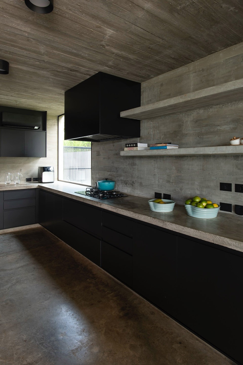 CASA PAULA by Luciano Kruk Arquitectos