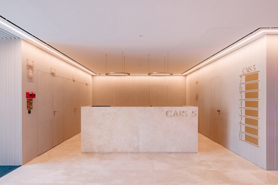 CAIS 5 by Contacto Atlantico
