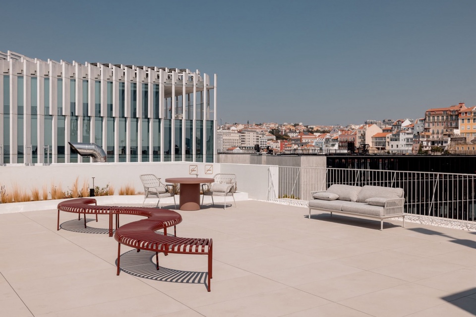 CAIS 5 by Contacto Atlantico