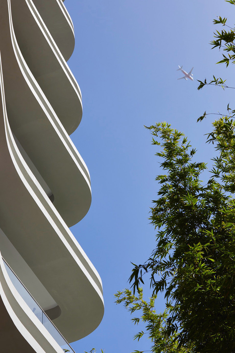Pointe by Luigi Rosselli Architects