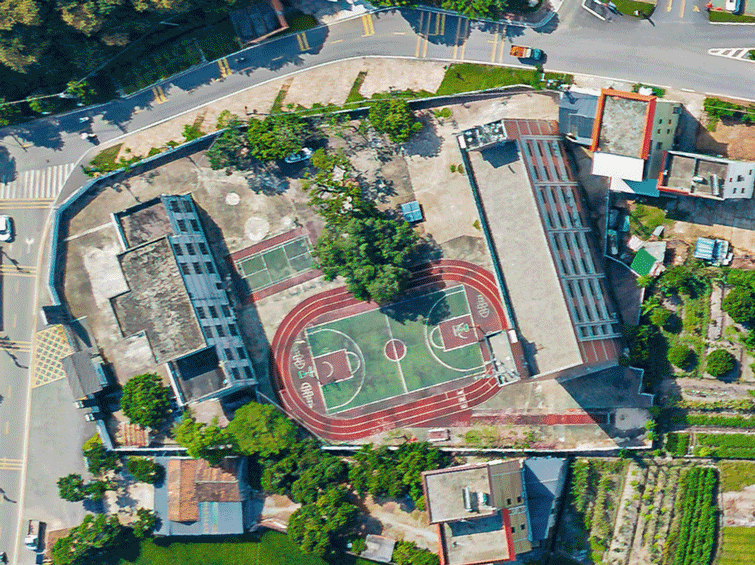 xutian village community center by line plus