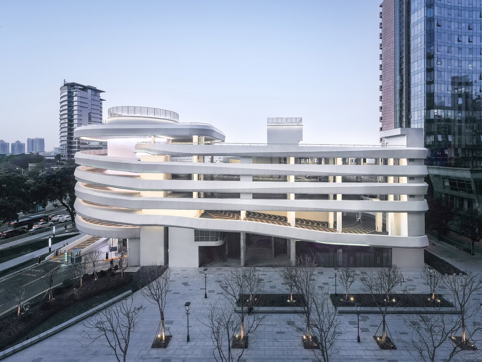 Dongguan CBD Parking Building GWP Architects