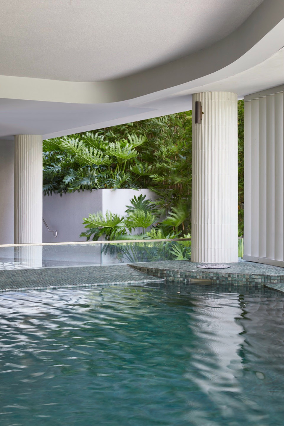 Pointe by Luigi Rosselli Architects