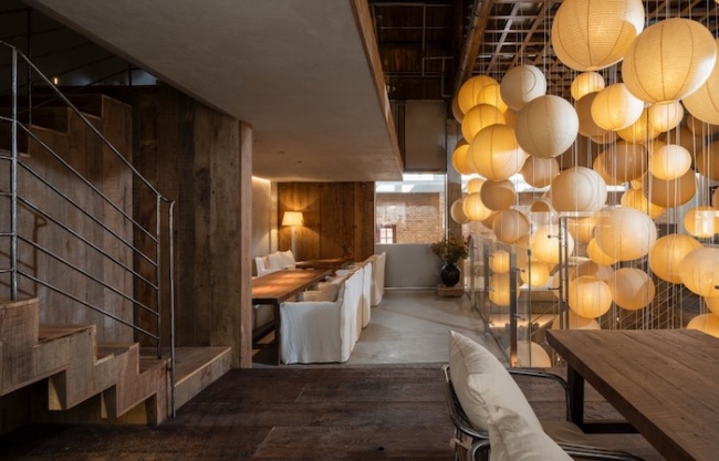 Hard Rice Late-Night Bistro by YOUNG DESIGN