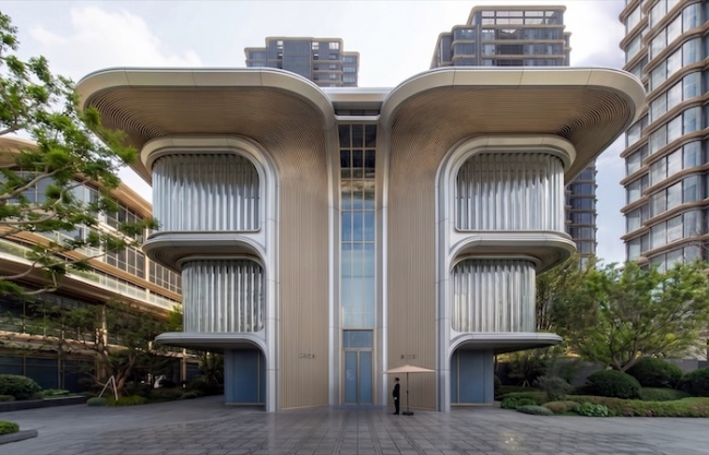 上海长风综合体“嘉艺术” / Foster + Partners