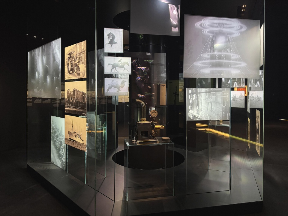 black gold museum where oil becomes art by la meduse