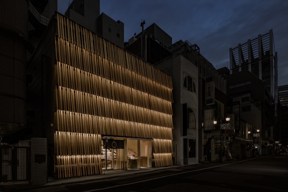 Kayanoya Ginza by Kengo Kuma