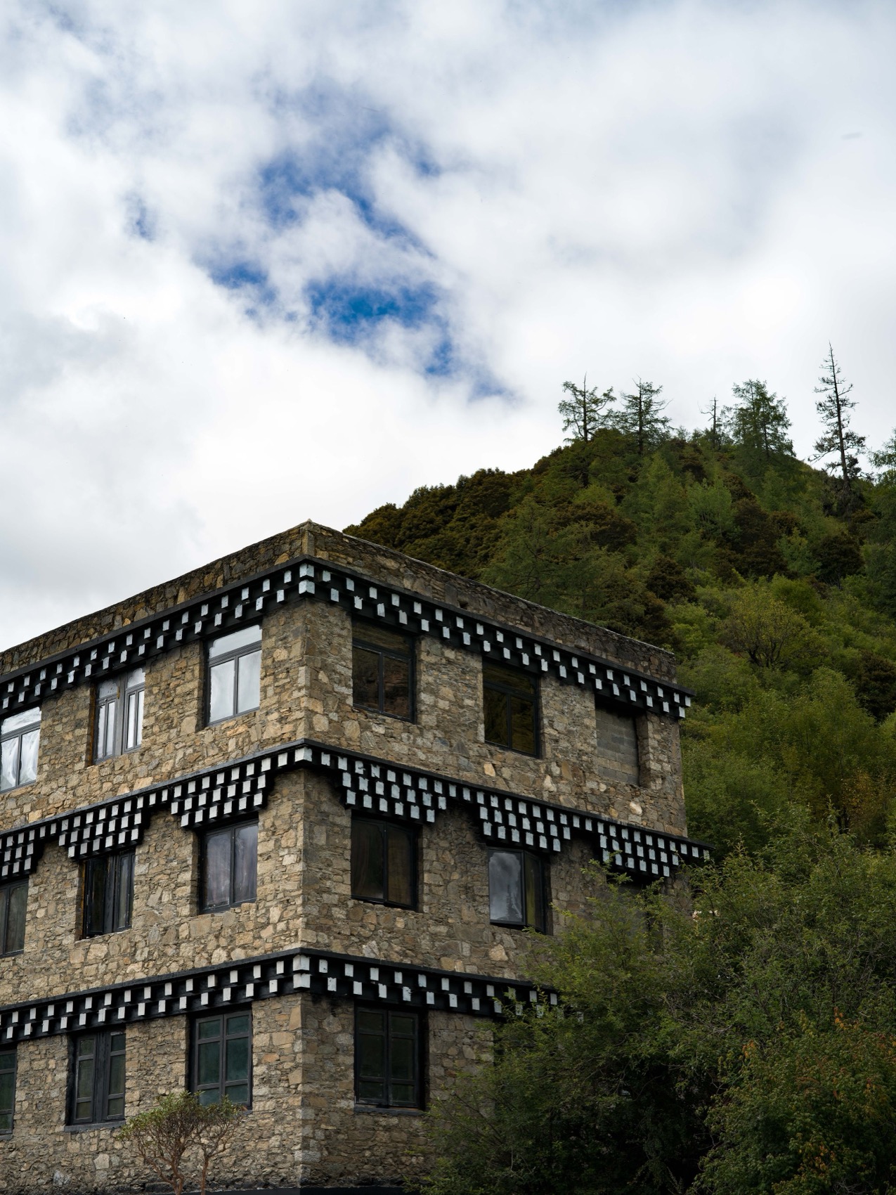 Yading Bore Secret Realm Hotel