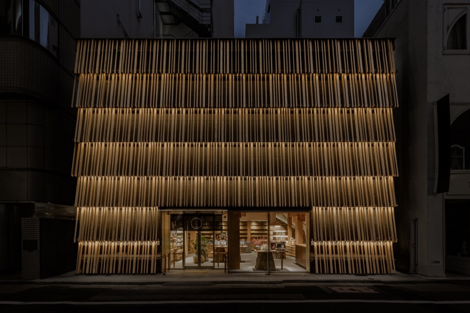Kayanoya Ginza by Kengo Kuma